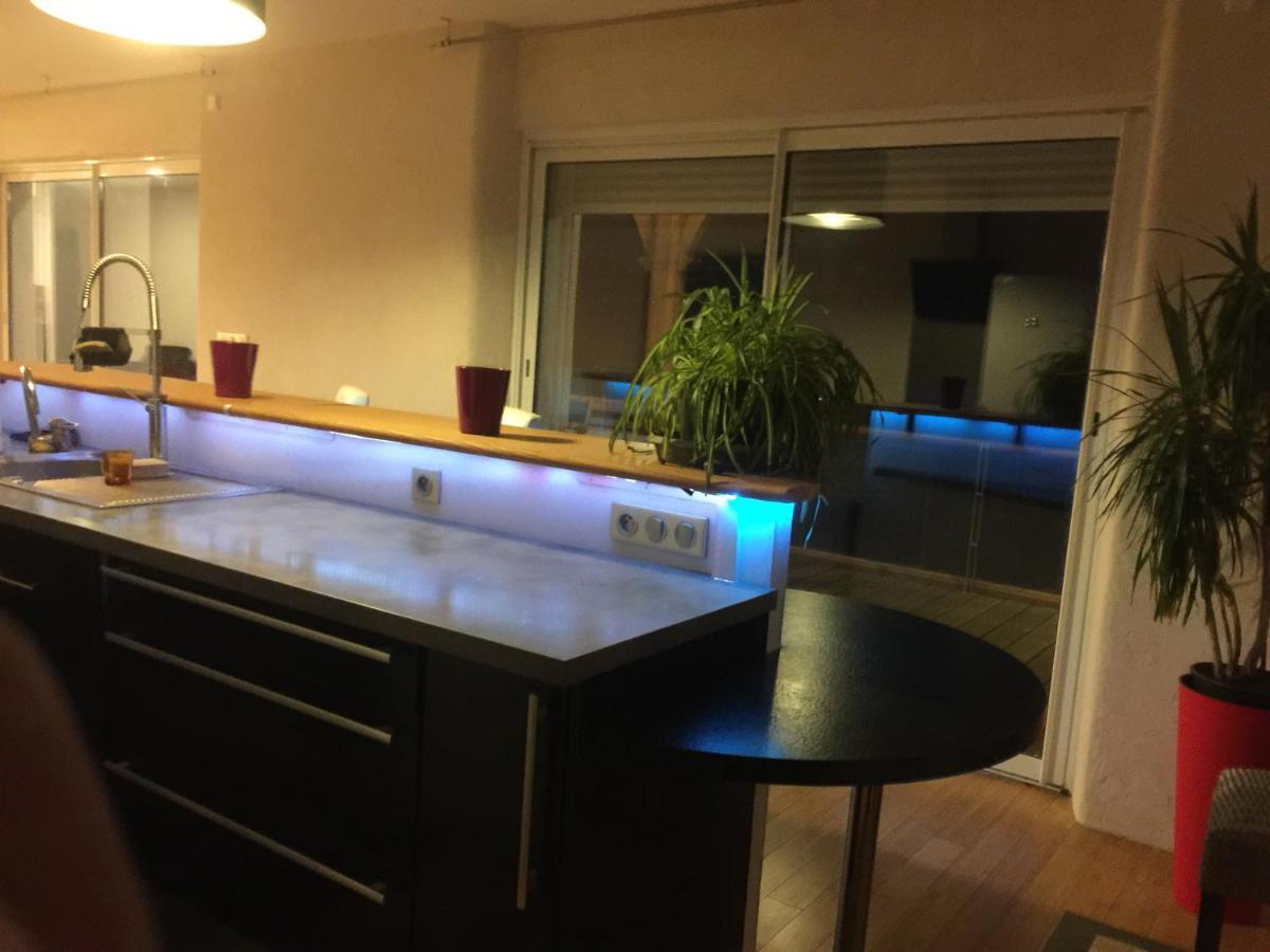 La Decouverte, Jacuzzi, Sauna, Et Terrasse Avec Vue Sur Lac A La Campagne Entre Toulouse Et Auch Catonvielle Екстериор снимка